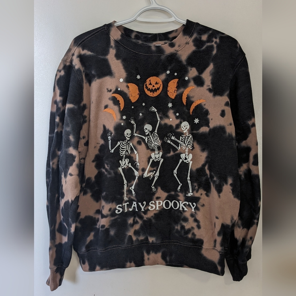 Stay Spooky Skeleton Tie-Dye Sweatshirt